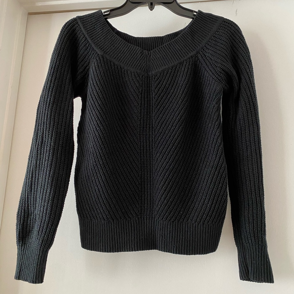 Abercrombie black sweater